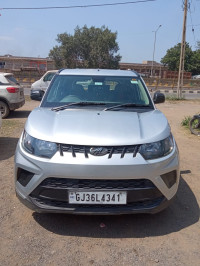 Mahindra KUV100 k2