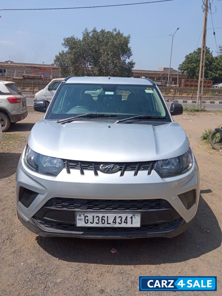 Mahindra KUV100 k2