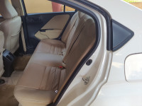 Taffeta White Honda City SV ivtec