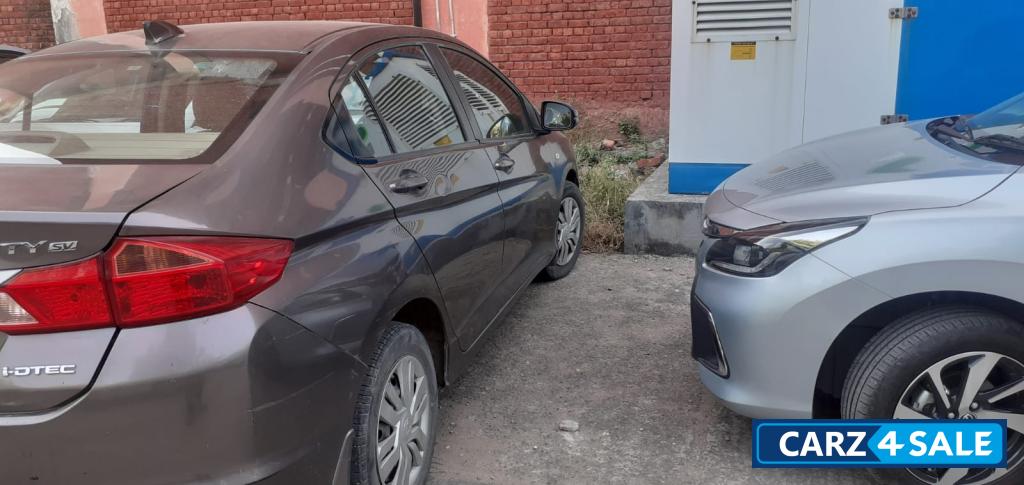 Honda City CITY 1.5 SV MT I DTEC