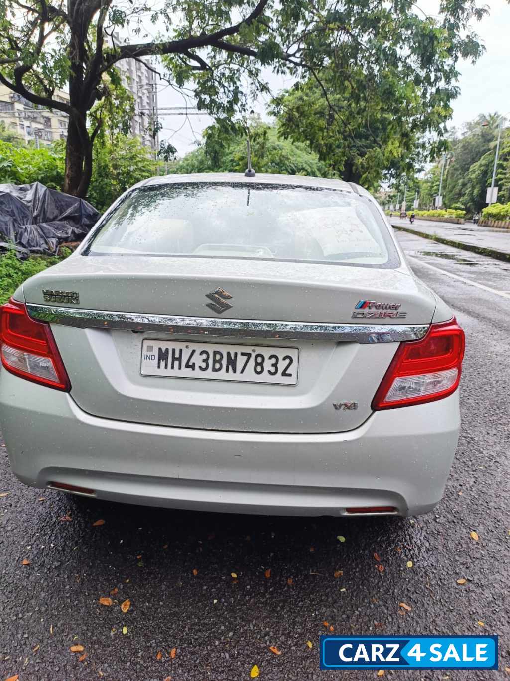 Silver Maruti Suzuki Dzire VXI 1.2 BS IV