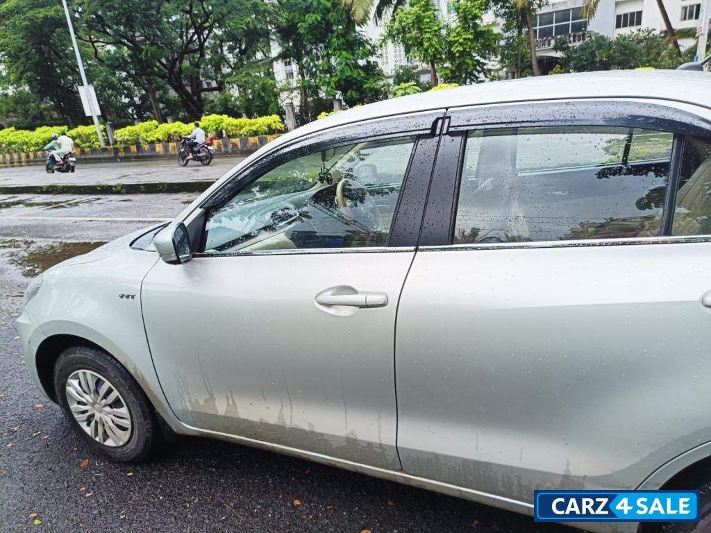 Silver Maruti Suzuki Dzire VXI 1.2 BS IV