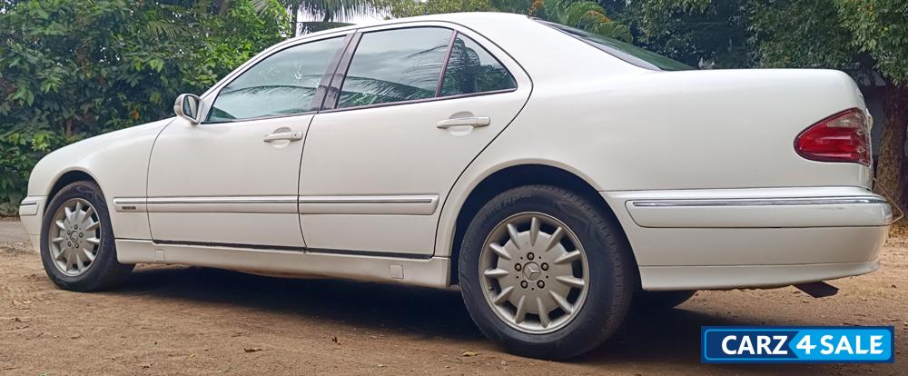 Mercedes-Benz E-Class V6 MT