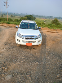 Isuzu D-Max V-Cross 4×4