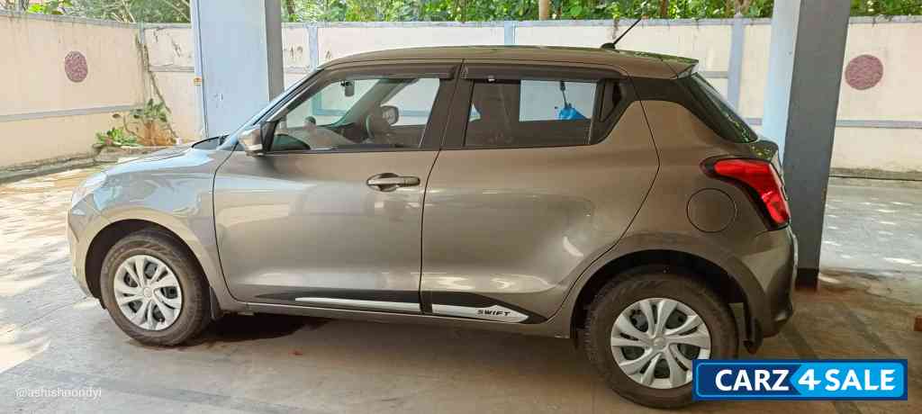 Maruti Suzuki Swift Vxi
