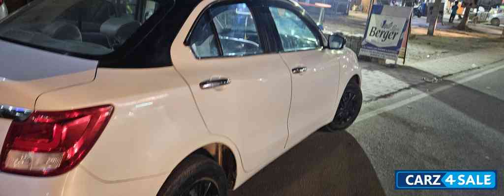 Maruti Suzuki Dzire Vxi converted to zxi