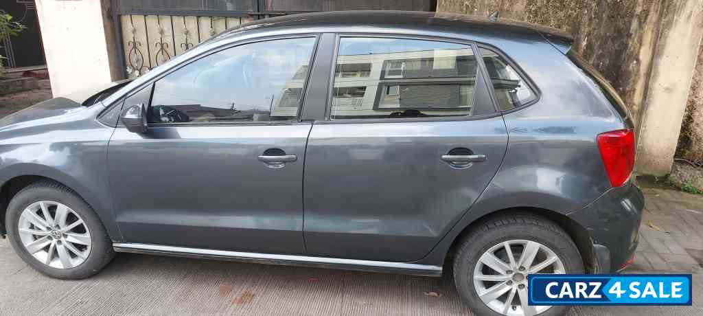 Grey Volkswagen Polo 1.5 tdi highline