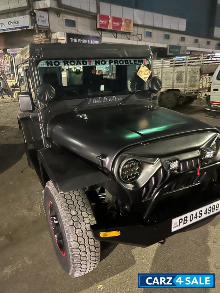 Mahindra Thar 4 X 4 AC 7 Seater