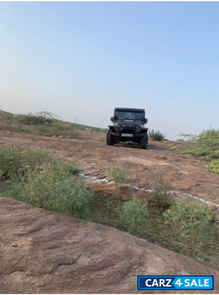 Mahindra Thar 4 X 4 AC 7 Seater