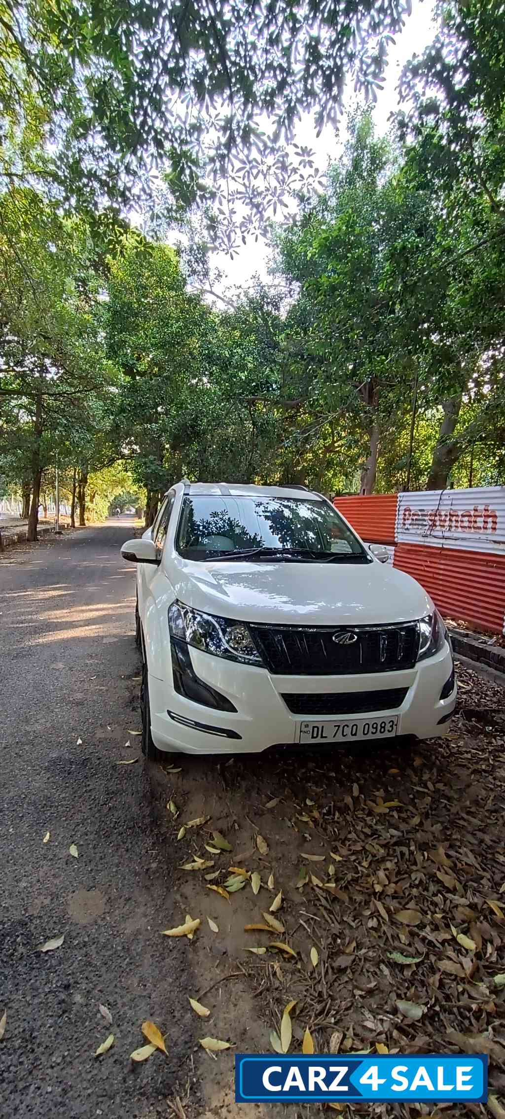Mahindra XUV 500 W4