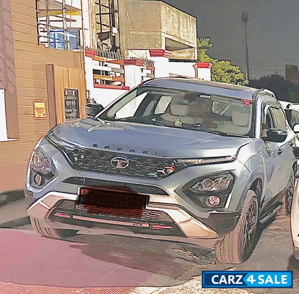 Tata Safari XZA plus adventure persona