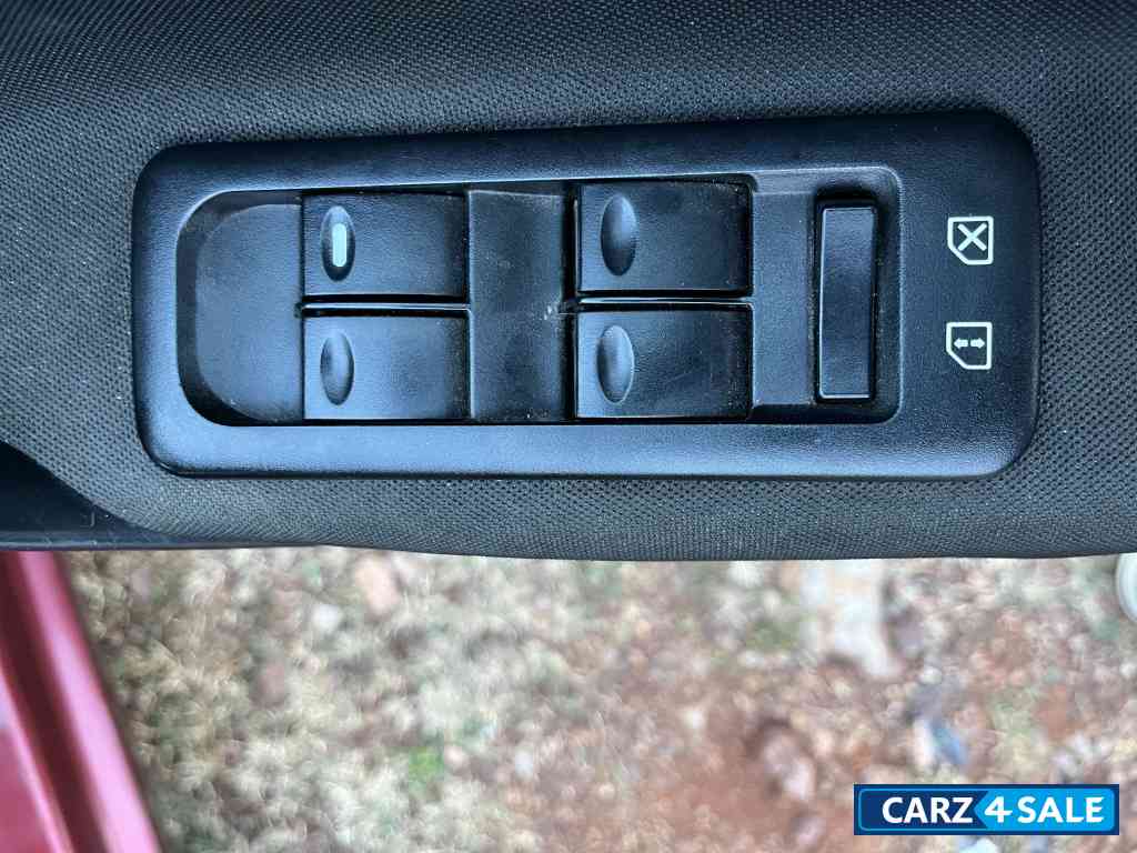 Paprika Red Ford Fiesta 1.6 Duratec SXI