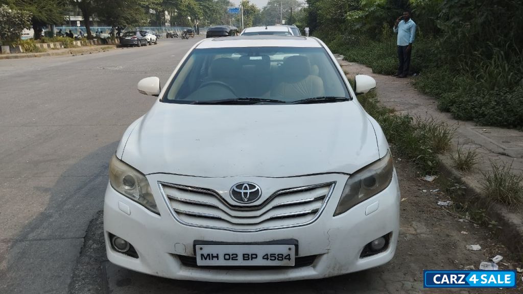 White Toyota Camry