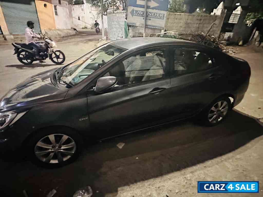 Grey Hyundai Verna Fluidic 1.6 crdi