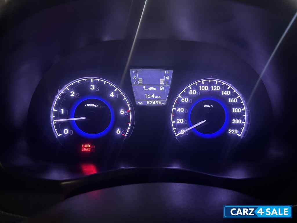 Grey Hyundai Verna Fluidic 1.6 crdi