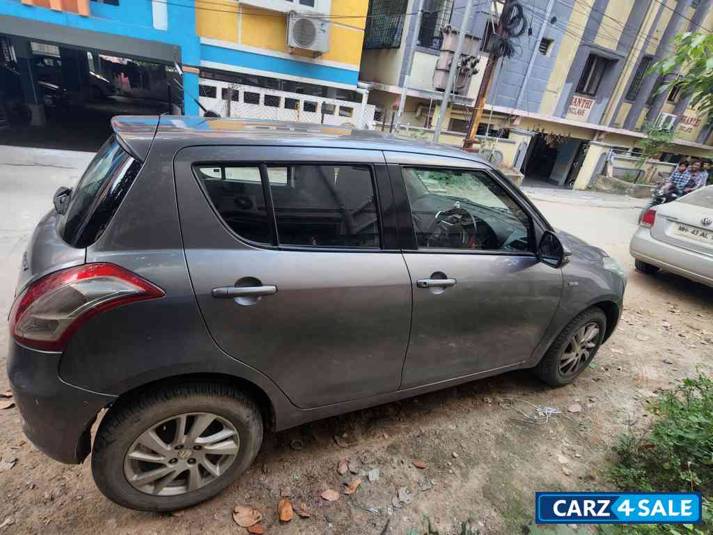 Grey Maruti Suzuki Swift ZDi