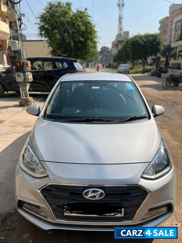 Hyundai Xcent 1.2 VTVT E Plus Petrol + CNG