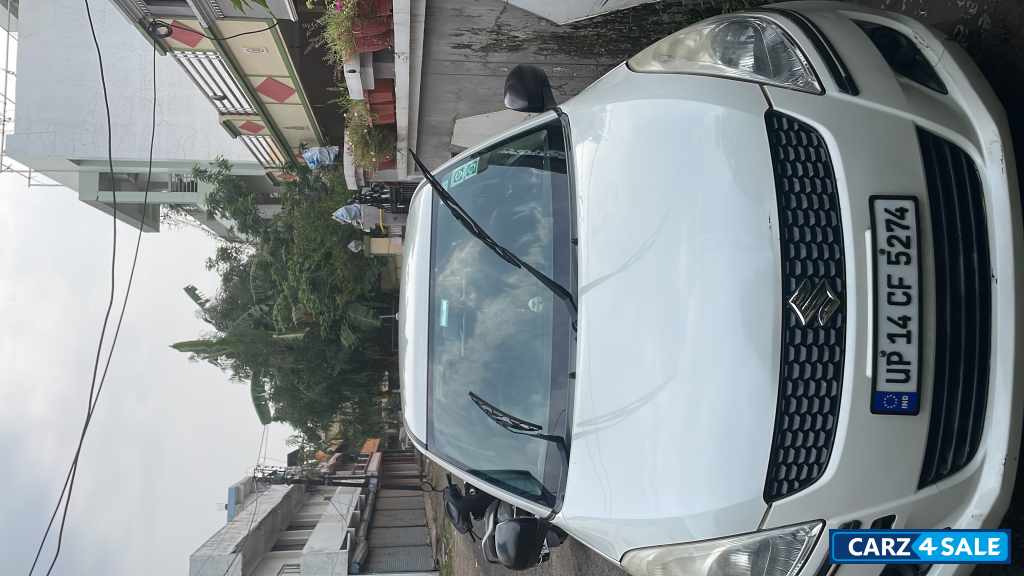 Maruti Suzuki Swift Lxi bsIV