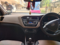 Red Hyundai Elite i20