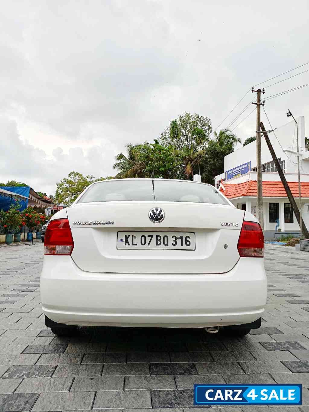 Volkswagen Vento Petrol trendline 1.6