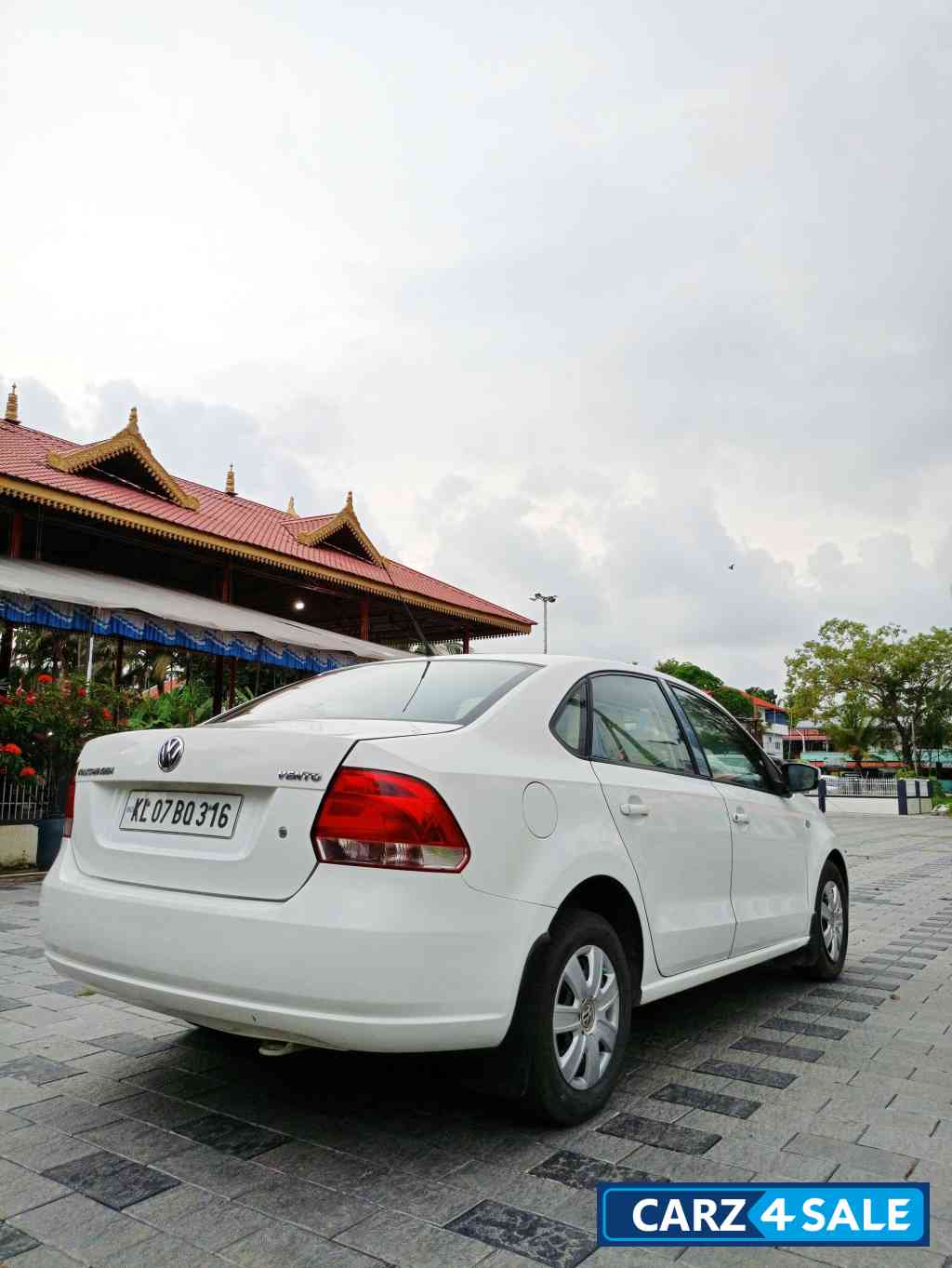 Volkswagen Vento Petrol trendline 1.6