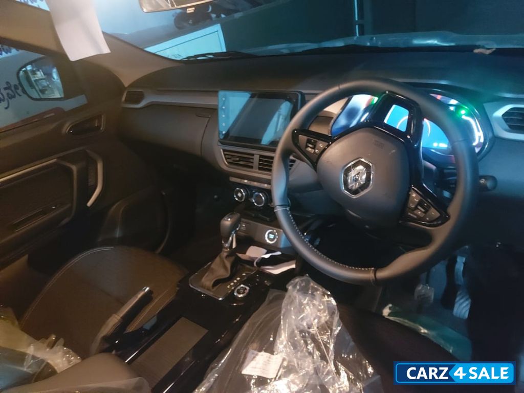 Silver Moonlight Renault Kiger RXZ TURBO CVT petrol