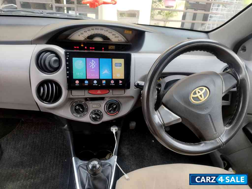 Toyota Etios G sefety Toyota Etios G sefety