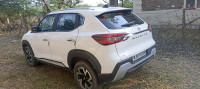 White Nissan Magnite Xv turbo
