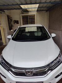 White Honda City 4th generation ivtech petrol