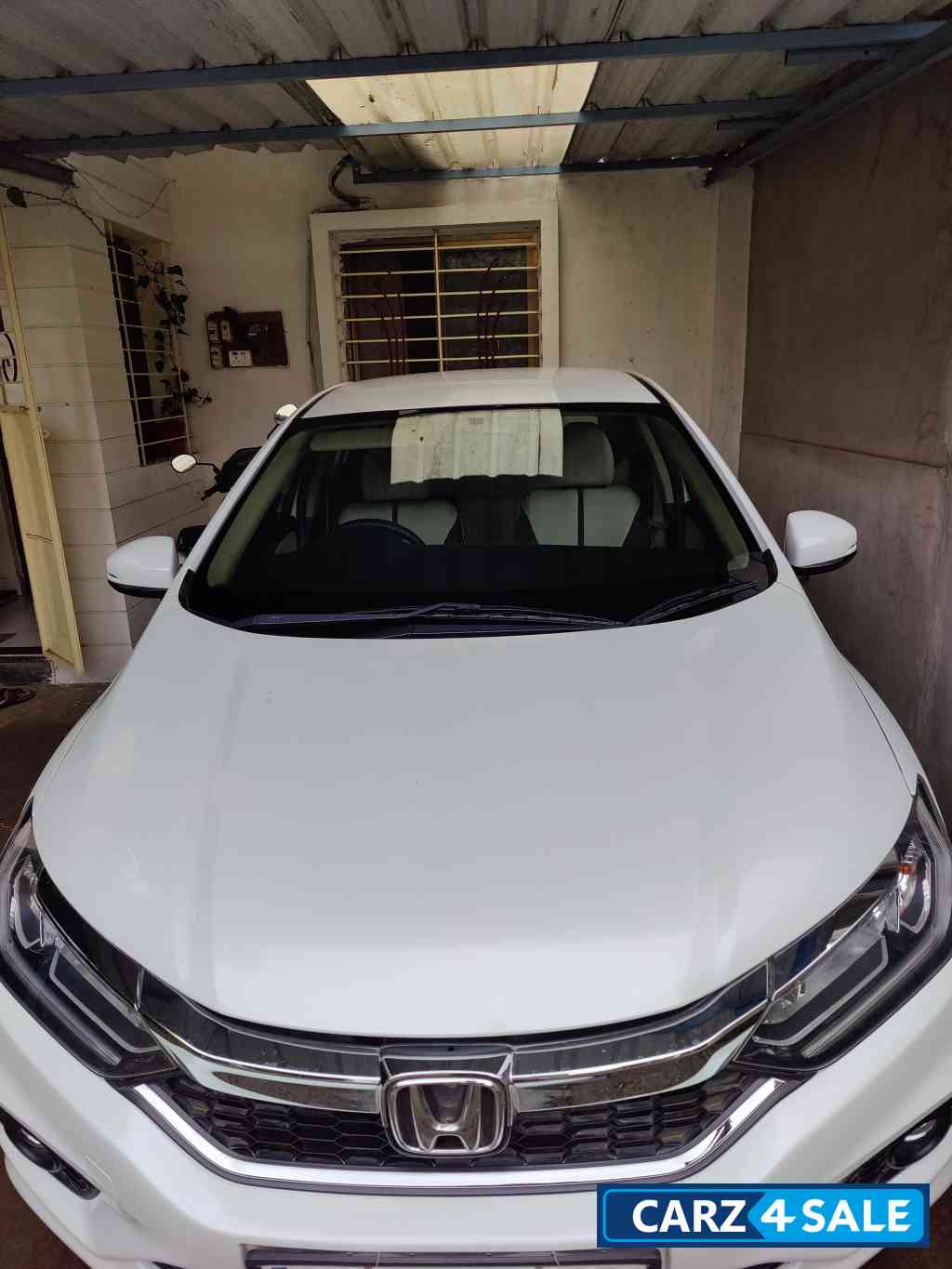 White Honda City 4th generation ivtech petrol