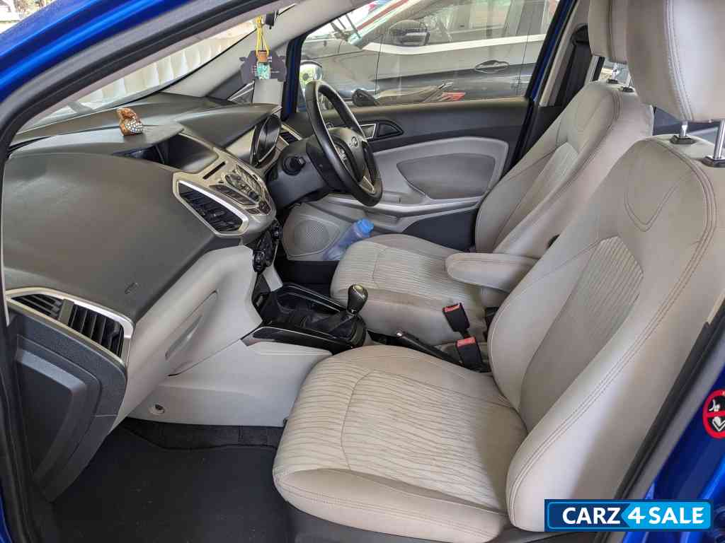 Blue Ford Ecosport Titanium 1.5 TDCi diesel