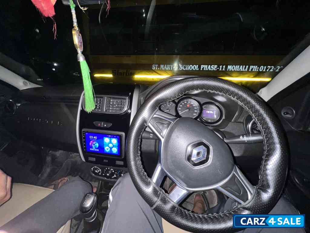 Mahogany Brown Renault Duster RXE PETROL MT 1.3L TURBO