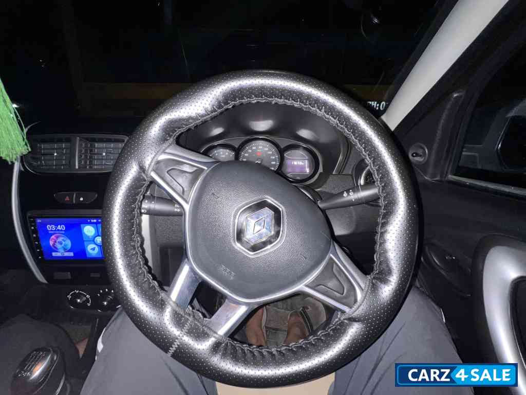 Mahogany Brown Renault Duster RXE PETROL MT 1.3L TURBO