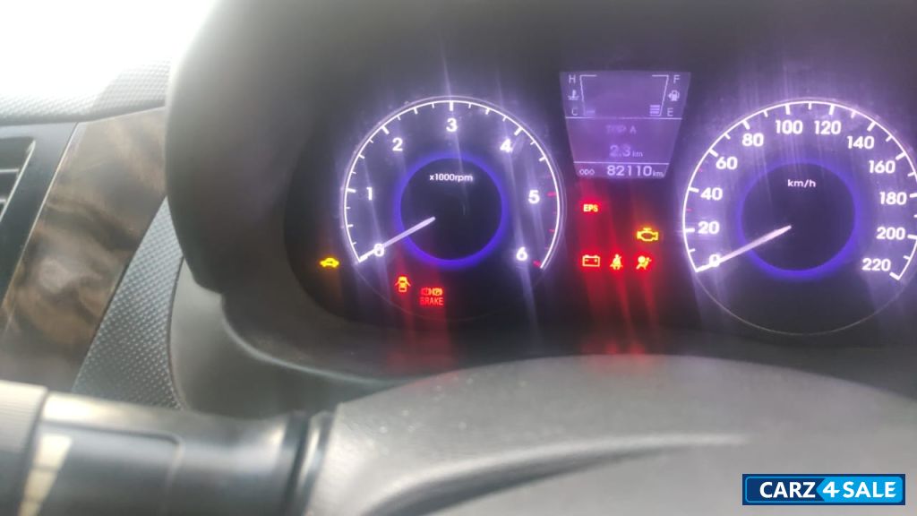 Hyundai Fluidic Verna 4S CRDI SX1.6