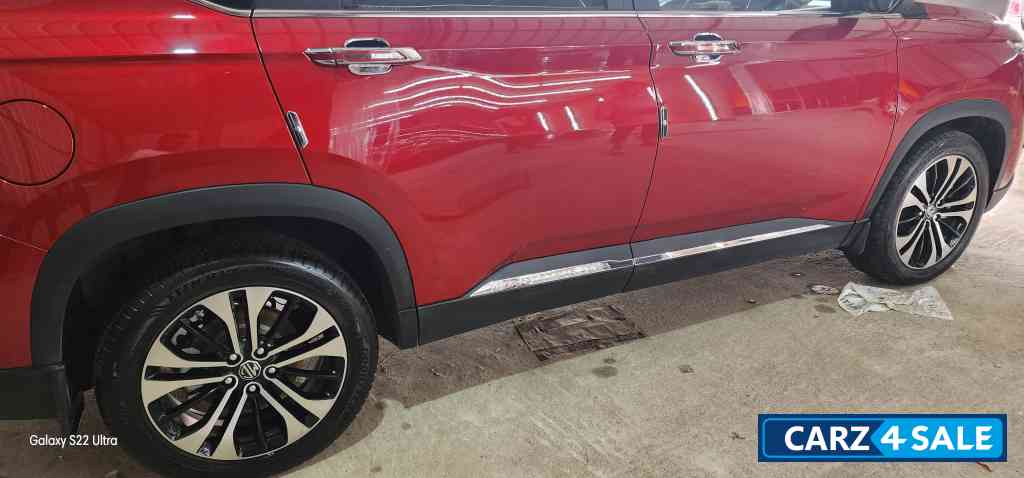 Red+black MG Hector SMART DIESEL