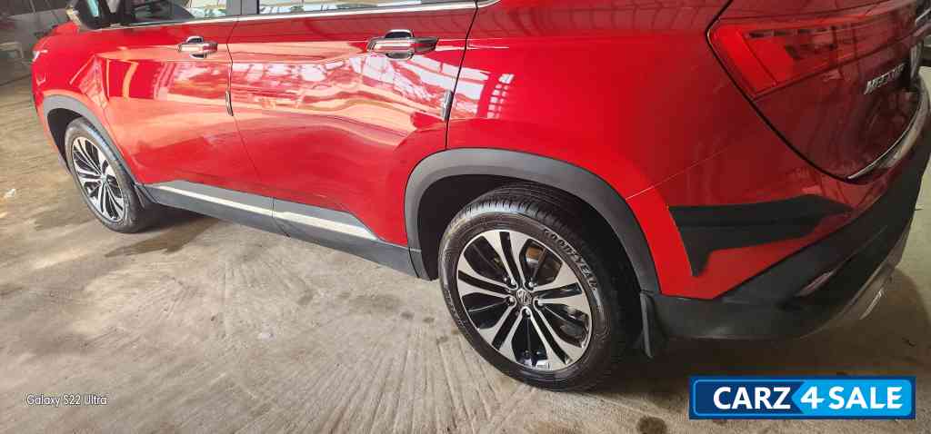 Red+black MG Hector SMART DIESEL