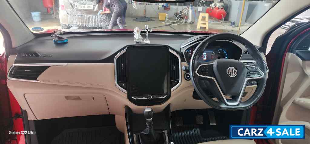 Red+black MG Hector SMART DIESEL