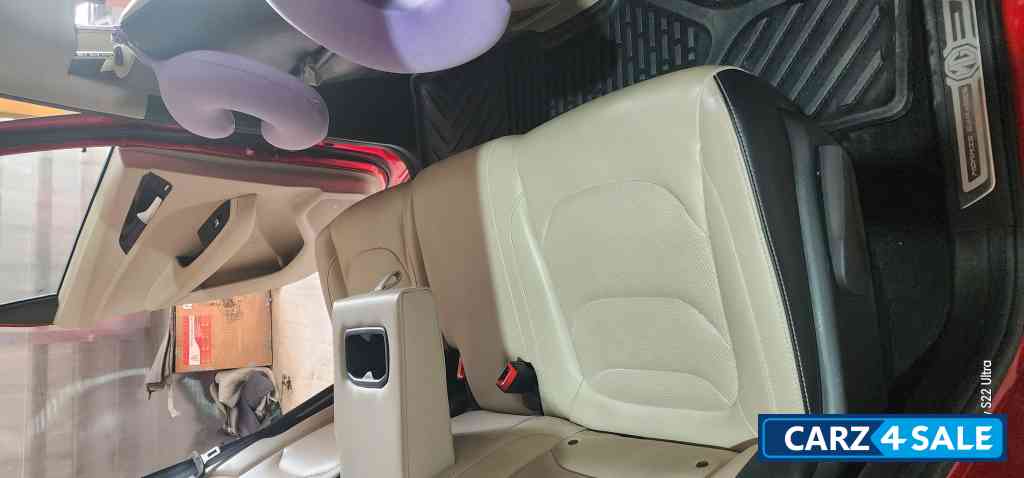 Red+black MG Hector SMART DIESEL