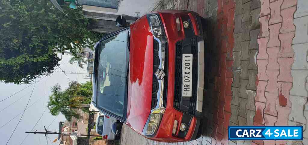 Red Black Top Maruti Suzuki Vitara Brezza ZDI+ DUAL TONE