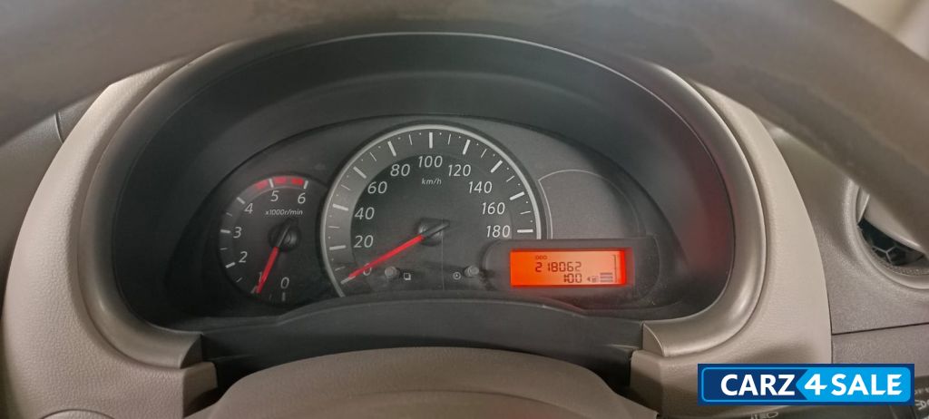 Nissan Micra PRIMO XV PRIMIUM