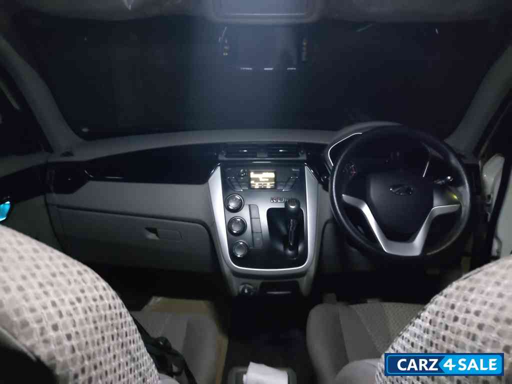 Mahindra KUV100 D6 Diesel