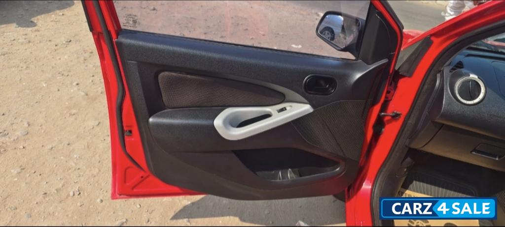 Ford Figo Titanium 1.4