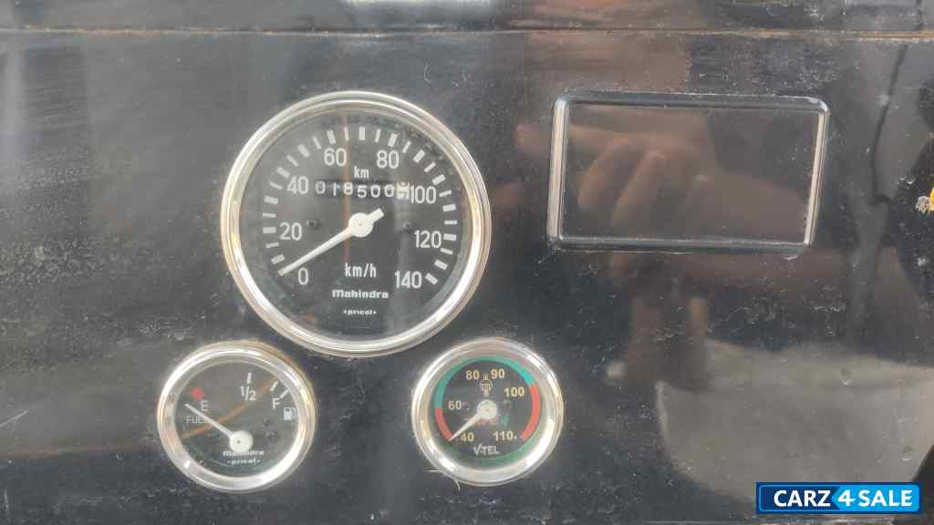 Black Mahindra Jeep 2019 Black Mahindra Jeep 2019