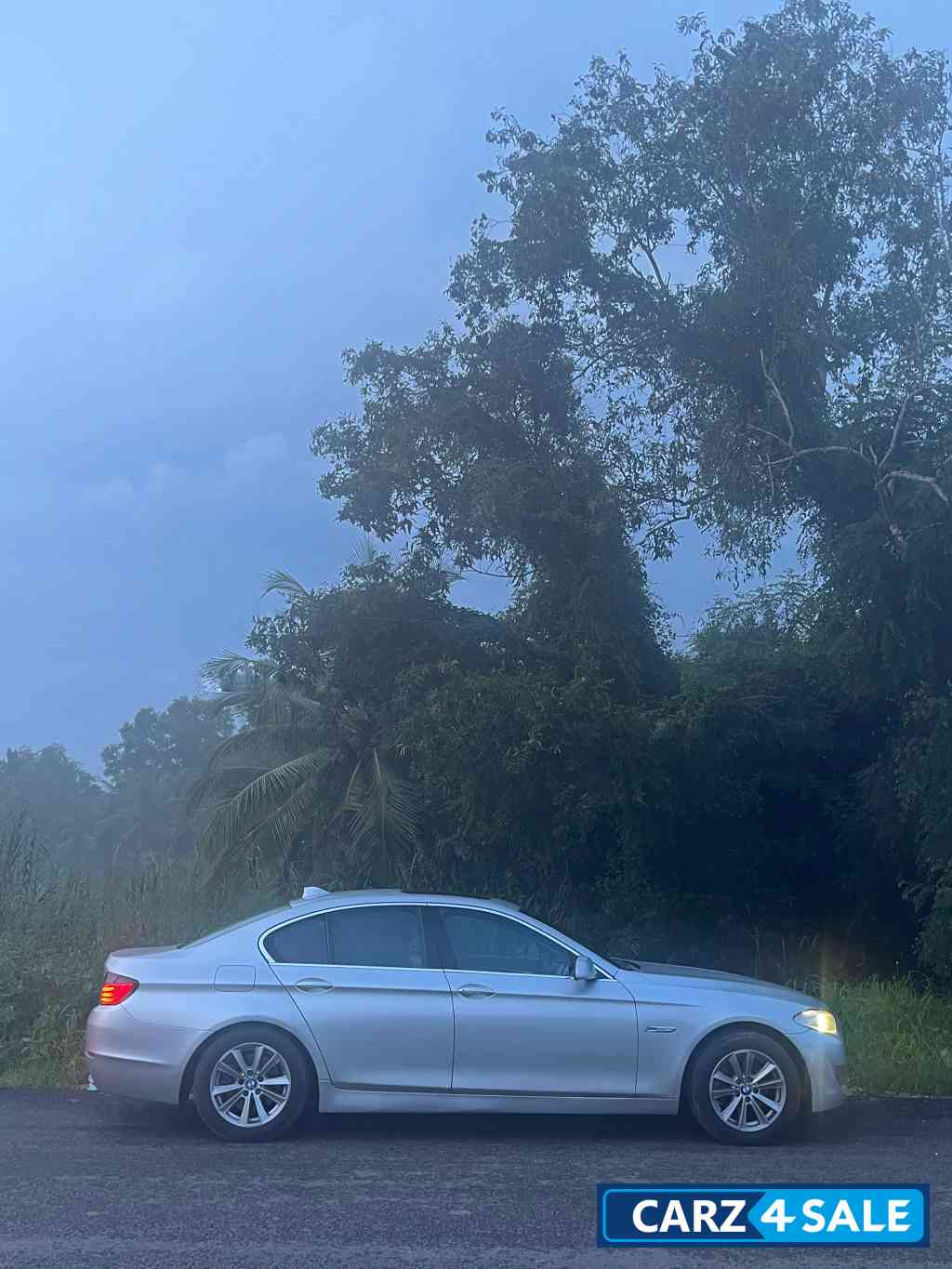 BMW 5-Series 520d Luxury Line