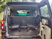 Black Mahindra Scorpio S7