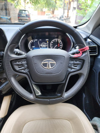 White Tata Safari XZ Plus Adventure