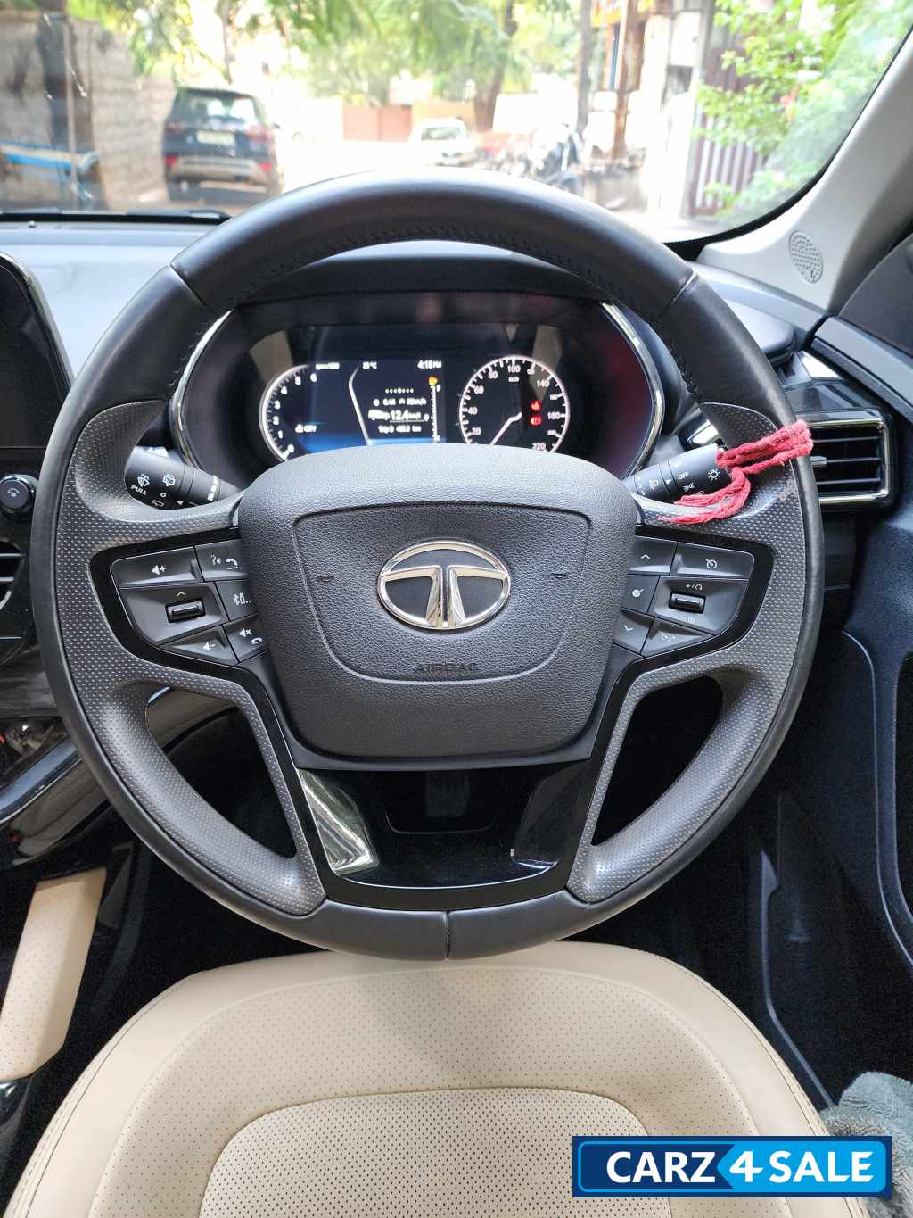 White Tata Safari XZ Plus Adventure