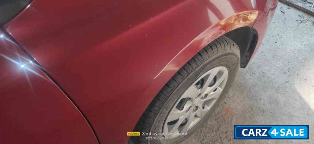 Fiery Red Hyundai Elite i20 Sportz