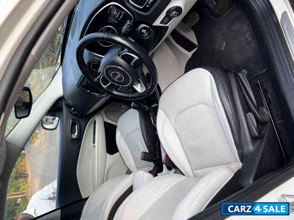 Jeep Compass Longitude