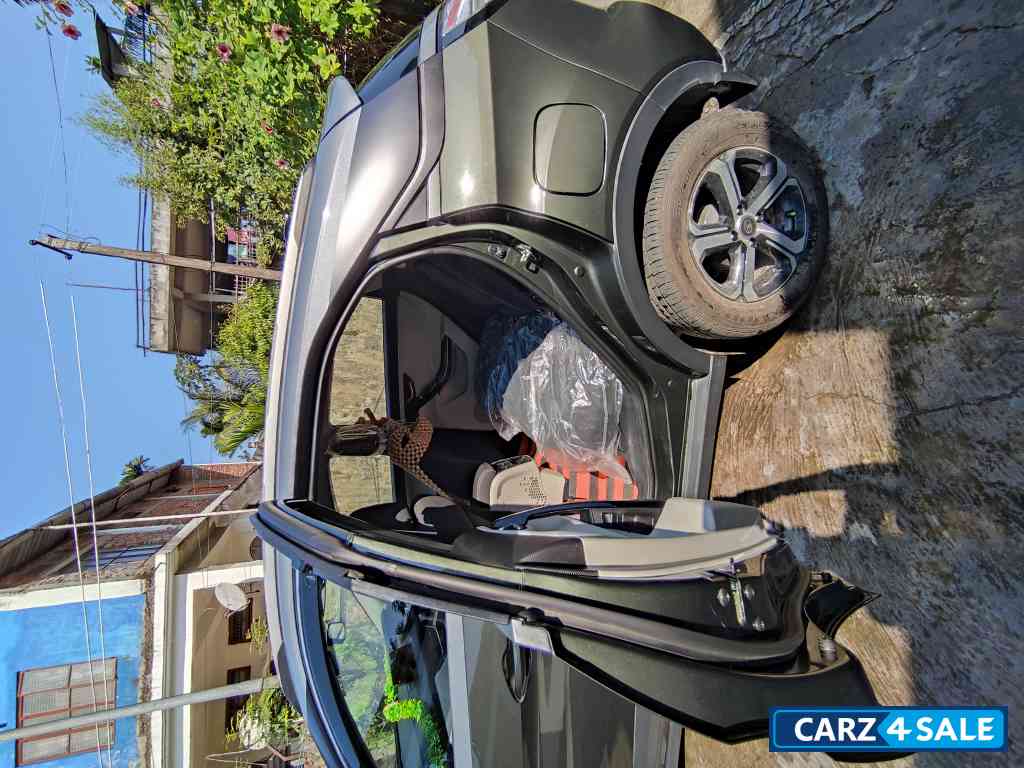 Tata Nexon XZA +S Dual Tone AMT Petrol